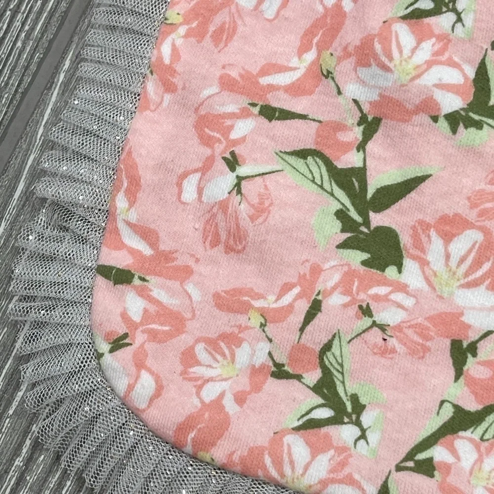 NICOLE MILLER Infant Baby Bib Girl 6 - 9 M Pink & White Floral with Ruffles